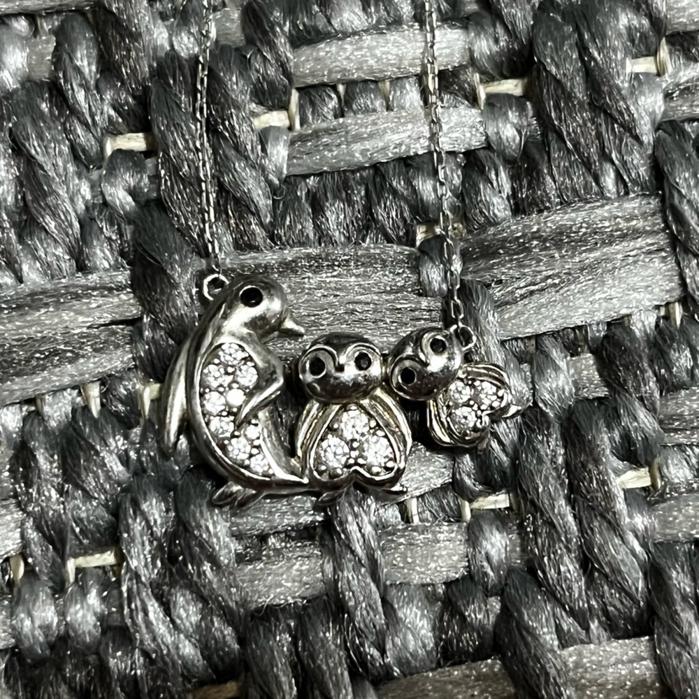 Charmed Aroma | Penguin Family Necklace